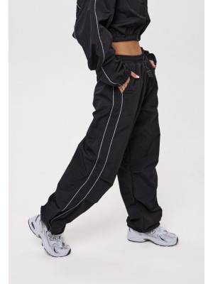 Жіночі вітрозахисні штани FITRUN Women's Woven Track Pants "Black"