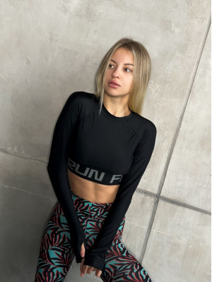 Укороченный рашгард FITRUN Rashguard Midi Closed Back "Total Black"