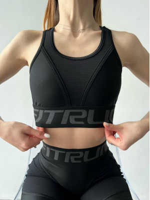 Sports Top FITRUN Top "Total Black Relief Back"